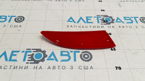 Отражатель правый Ford Focus mk3 11-18 4d