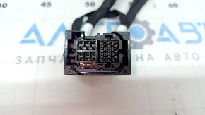 Фишка на блок ECU компьютер двигателя BMW X7 G07 19-22 3.0T черная, 12+12 пина