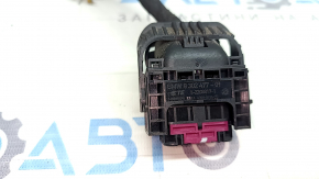 Фишка на блок ECU компьютер двигателя BMW X7 G07 19-22 3.0T черная, 24 пина