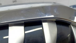 Решетка радиатора grill BMW X7 G07 19-22 без ночного видения, под камеру, вмятины, песок, сломаны крепления