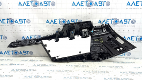 Обшивка арки задняя правая верхняя BMW X7 G07 19-22 Schwarz, вставка под дерево с молдингом, царапины, потерто, надлом крепления