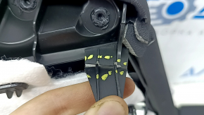 Обшивка арки задняя правая верхняя BMW X7 G07 19-22 Schwarz, вставка под дерево с молдингом, царапины, потерто, надлом крепления