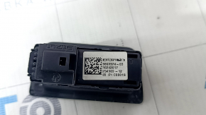 Buton pentru deschiderea ușii portbagajului BMW X7 G07 19- partea inferioară pentru suspensie pneumatică