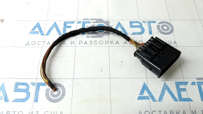 Фишка на проводку заднего бампера BMW X7 G07 19-26 под парктроники и PMA