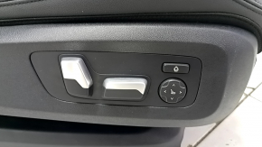 Пассажирское сидение BMW X7 G07 19-22 с Airbag, электрическое, подогрев, кожа, Schwarz, Sport, царапины на спинке