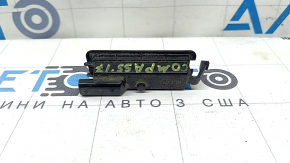 Подсветка номера двери багажника левая Jeep Compass 17-26