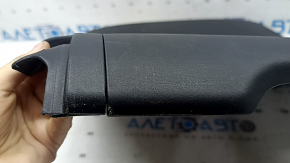 Накладка спинки пассажирского сидения задняя Jeep Grand Cherokee WK2 11-22 черная, царапины