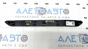 Вставка накладки порога задняя правая BMW X7 G07 19-26 хром с подсветкой под 7 мест, царапины
