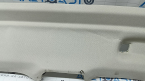 Обшивка потолка BMW X7 G07 19-26 под панораму и дефлектора обдува 3 ряда, Elfenbein-Weiss, заломы, царапины, надрывы, примята, под химчистку