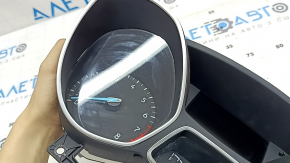 Щиток приборов Ford Escape MK3 17-19 рест, большой экран, 72к, царапины