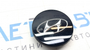 Центральный колпачок на диск Hyundai Ioniq 5 22-26 под R19 60/48 мм, царапины