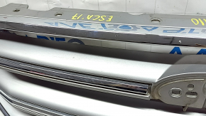 Решетка радиатора grill Ford Escape MK3 17-19 рест серая с хромом, песок