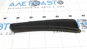 Garnitură grilă ștergător stânga Ford Escape MK3 17-19 rest, garnitură uscată, ruptă, plastic de pe suport alb