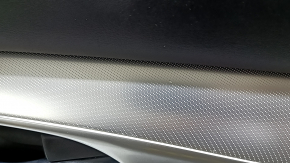 Ornamente ușă față dreapta Infiniti QX50 19-22 negru, inserție piele neagră, cotiera piele neagră, cusături gri, ornament argintiu, cu mâner, zgârieturi