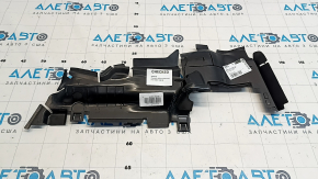 Дефлектор радиатора левый Audi A5 F5 18-19 2.0T