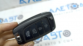 Ключ Hyundai Sonata 20- 4 кнопки, царапины, потерт