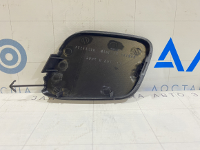 Заглушка буксировочного крюка переднего бампера левая Toyota Prius 50 19-22