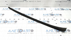Bandă decorativă parbriz dreapta Audi Q5 8R 09-17 crăpături la elementele de fixare