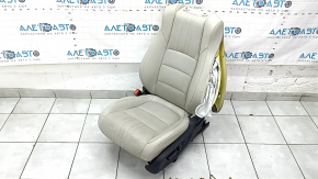 Водительское сидение Honda Accord 18-22 без airbag, стрельнувшее, электро, с памятью, кожа, светло-серое, подогрев и вентиляция, потерто, под чистку, царапины на накладке