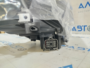 Фара передняя правая Mazda 6 18-21 LED без AFS, белый поворотник