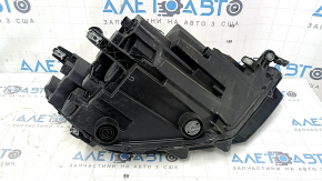 Фара передняя левая VW Jetta 19-26 в сборе LED, песок