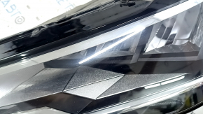 Фара передняя левая VW Jetta 19-26 в сборе LED, песок