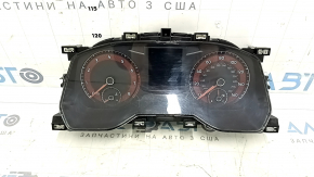 Щиток приборов VW Jetta 21-21 73к, царапины, скол