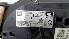 Щиток приборов VW Jetta 21-21 73к, царапины, скол