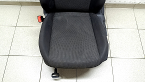 Водительское сидение VW Jetta 19-21 без airbag, механич, ткань черное, под чистку