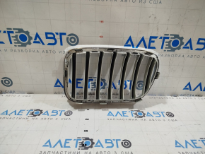 Решетка радиатора grill правая BMW X3 F25 11-14 дорест ноздря