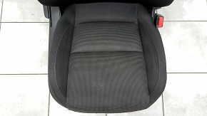 Пассажирское сидение Mazda CX-30 20-22 без airbag, механическое, ткань черная, под чистку, трещина в накладке
