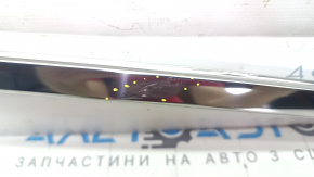 Молдинг двери верхний передней правой Toyota Camry v70 18-24 хром, тычка, царапины, сломано крепление