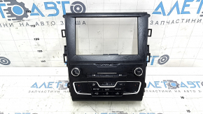 Панель управления радио Ford Fusion mk5 13-20 SYNC 2 царапины, полезла краска