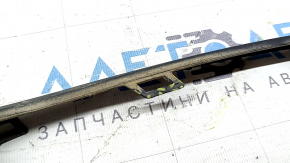 Молдинг переднего бампера правый Ford Fusion mk5 19-20 структура, царапины, трещина в креплении
