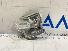 Поворотник повторитель правого зеркала Toyota Prius 50 19-22