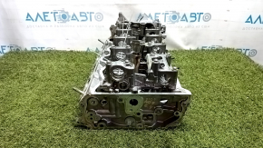 Головка блока цилиндров голая Honda Accord 13-14 2.4 с клапанами и рокерами