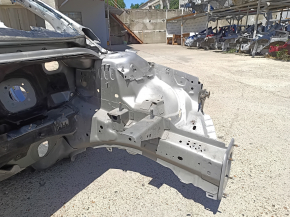 Четверть передняя левая Ford Fusion mk5 13-20 на кузове, серебро