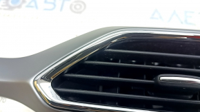 Накладка передней панели с дефлекторами правая Mazda CX-9 16-23 серая с хром, царапины