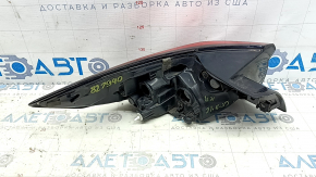 Фонарь внешний крыло правый Mazda CX-9 16-23 без проводки, царапины