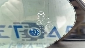 Форточка глухое стекло задняя левая Mazda CX-9 16-23 хром царапины на хроме, царапины на уплотнителе