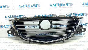 Решетка радиатора grill Mazda CX-9 16-20 без эмблемы, с хром вставками, под подиум, вмятина, песок