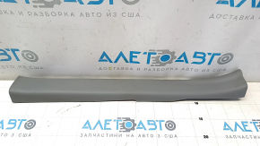 Накладка порога передняя правая Toyota Sienna 11-14 серая, царапины