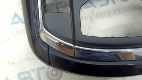 Накладка центральной консоли Mazda CX-9 16-19 царапины