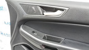 Обшивка двери карточка передняя правая Ford Edge 19-24 черная, SE, вставка кожа черная, подлокотник кожа черная, у управлением стеклоподъемника и кнопкой центр замка, с пищалкой, с ручкой