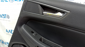 Обшивка двери карточка задняя правая Ford Edge 19-24 черная, SE, вставка кожа черная, подлокотник кожа черная, у управлением стеклоподъемника, с ручкой, царапина