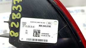 Фонарь заднего бампера правый Audi Q5 80A 21-24 потерт