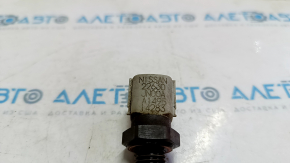 Senzorul de temperatură a uleiului Nissan Rogue 14-20