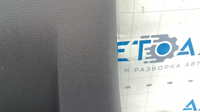 Ornament stâlp central dreapta jos Toyota Sienna 21-24 gri închis, zgârieturi
