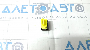Кнопка открытия лючка бензобака BMW 3 G20 21-26 plug-in