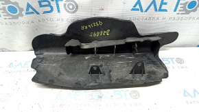 Накладка нижнего рычага под пружину задняя правая Audi Q5 80A 18-24 примята, потерта, надрывы